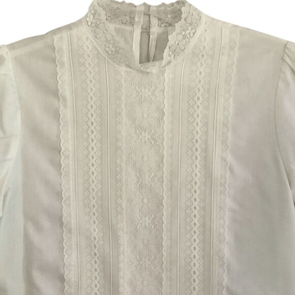 White Lace Victorian Blouse Womens M VTG High Neck Lace Detail Short Puff Sleeve - Picture 2 of 12